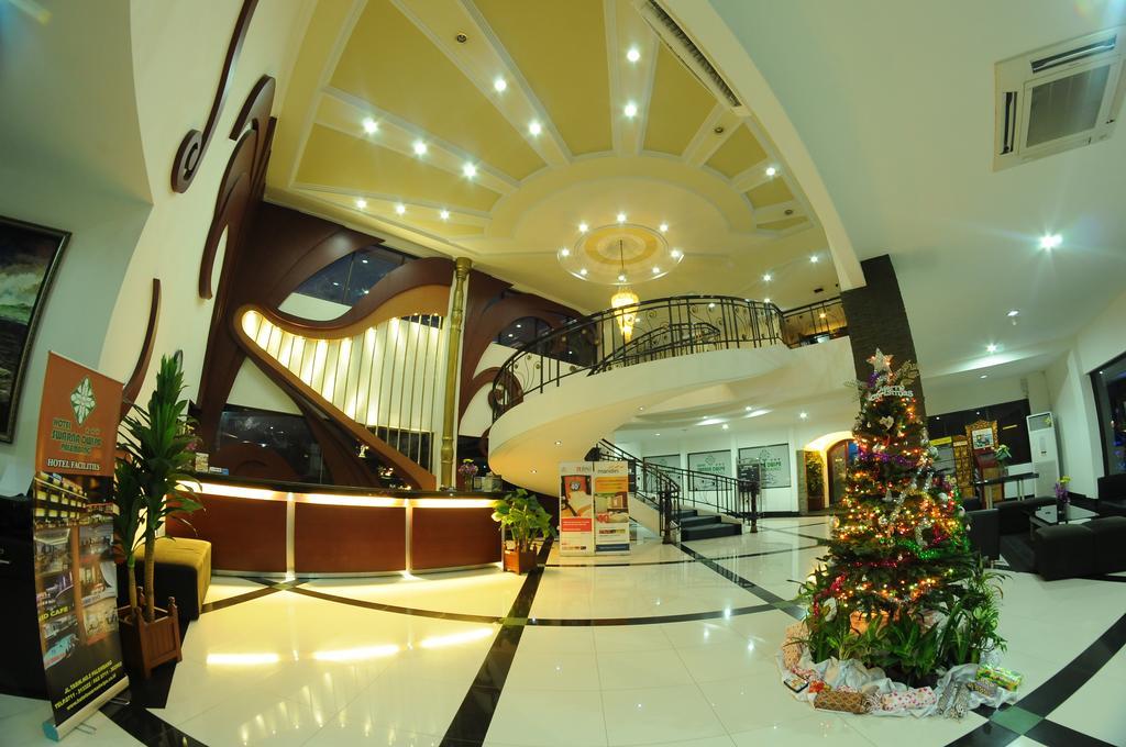 Hotel Swarna Dwipa Палембанг Экстерьер фото